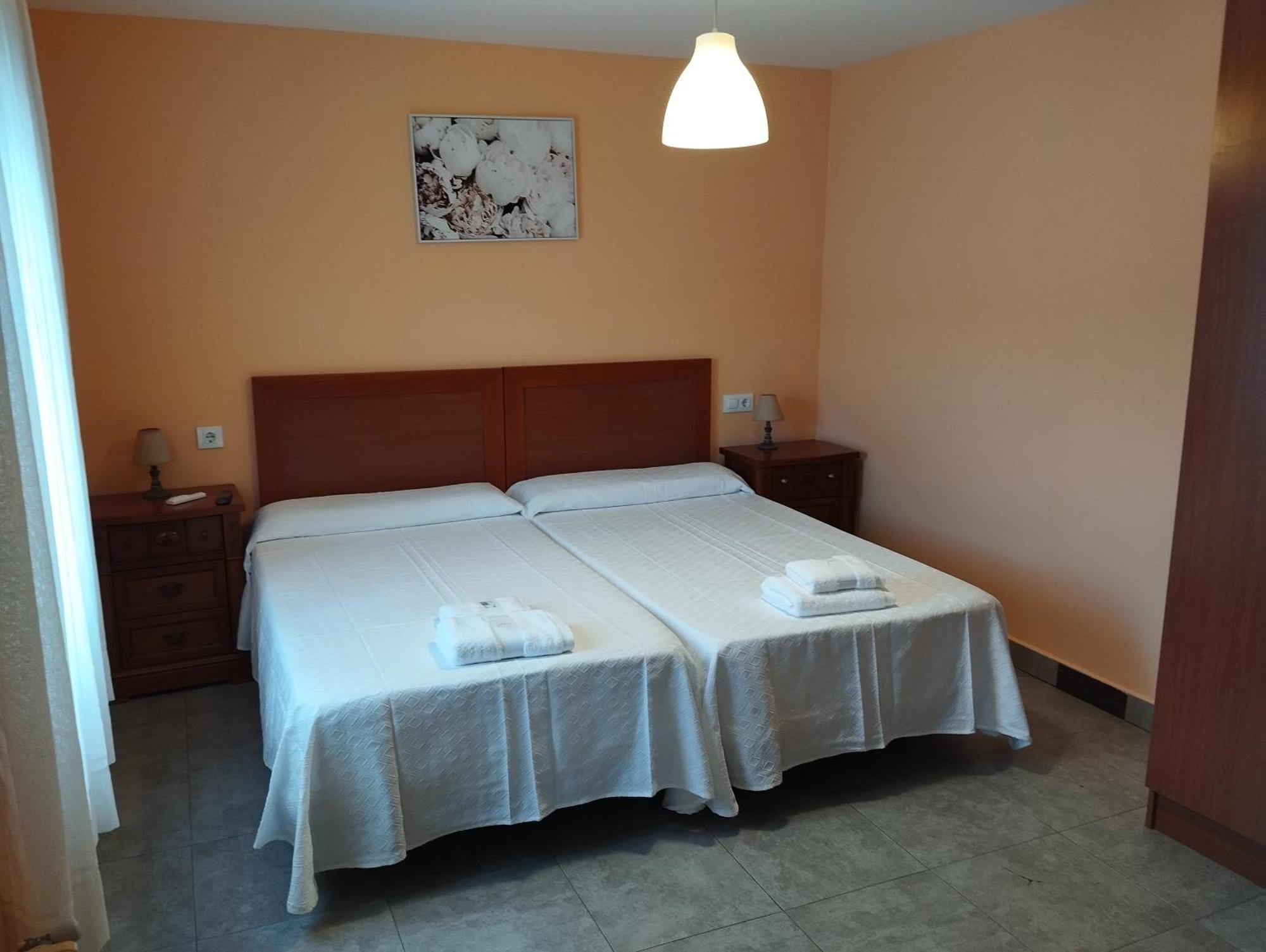 Hostal Bordillas Pomaluengo المظهر الخارجي الصورة